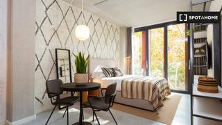 Location Appartement à Fort Pienc. Estudio amueblado en un coliving en barcelona
