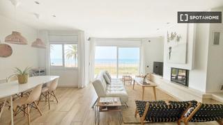 Rent Flat in Baixador. Piso en alquiler de 3 habitaciones en castelldefels