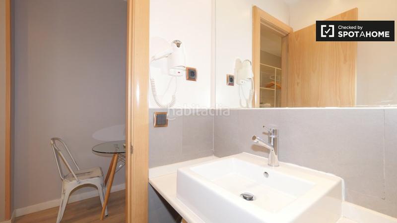 Foto 66ad3d23-47cb-4f2d-ae83-57ce7c40e549. Rent flat with heating in Gòtic Barcelona