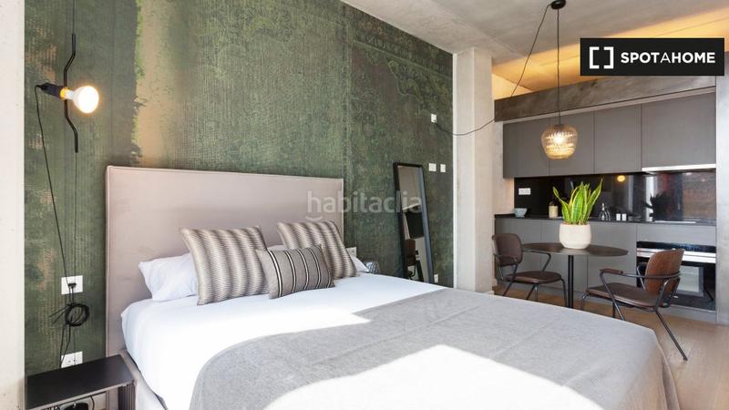 Foto 0e67a0de-56a5-4afc-a561-07b82f220f9b. Alquiler piso estudio amueblado en un coliving en Barcelona