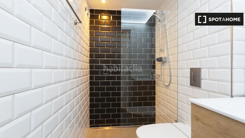 Foto ab8ef18c-e449-4acd-8079-8fd0fee854f1. Alquiler piso estudio amueblado en un coliving en Barcelona