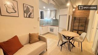 Alquiler Piso en Raval. Apartamento de 2 dormitorios en alquiler en el raval, barcelona