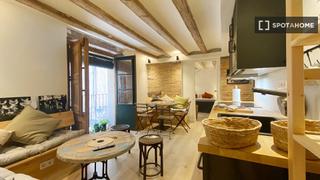 Alquiler Piso en Gòtic. Piso de 3 dormitorios en alquiler en el gòtic, barcelona