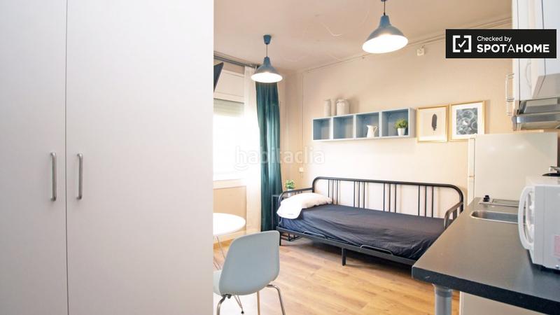 Foto e1af8f40-ec15-4960-928e-821b627938ac. Alquiler piso apartamento estudio compacto en alquiler en sant andreu, en Barcelona