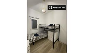 Lloguer Pis a La Sagrera. Apartamento de 2 habitaciones en alquiler en la sagrera, barcelo