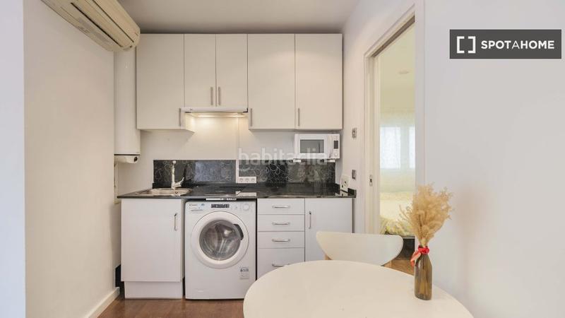 Foto 4139cee1-8b97-4468-b884-c8afaaa25830. Miete etagenwohnung mit heizung in El Coll Barcelona