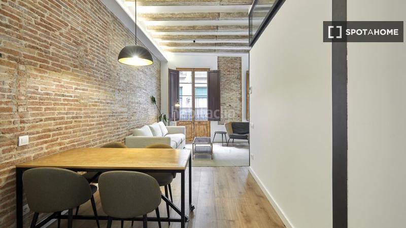 Foto f651ad17-795e-475c-a94b-c333370b7d16. Location appartement avec chauffage dans Raval Barcelona
