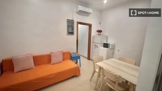 Alquiler Piso en Raval. Apartamento de 2 dormitorios en alquiler en el raval, barcelona