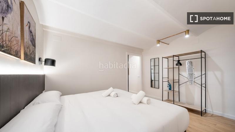 Foto dce5df18-e123-460e-b80f-3024b131f2ea. Alquiler piso estudio en alquiler en santsbadal, en Barcelona