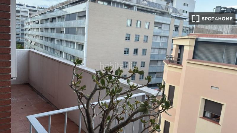 Foto e412b6f2-7b6b-4d9a-b5d3-351287aea9a2. Rent flat with heating in Santa Eulàlia Hospitalet de Llobregat (L´)