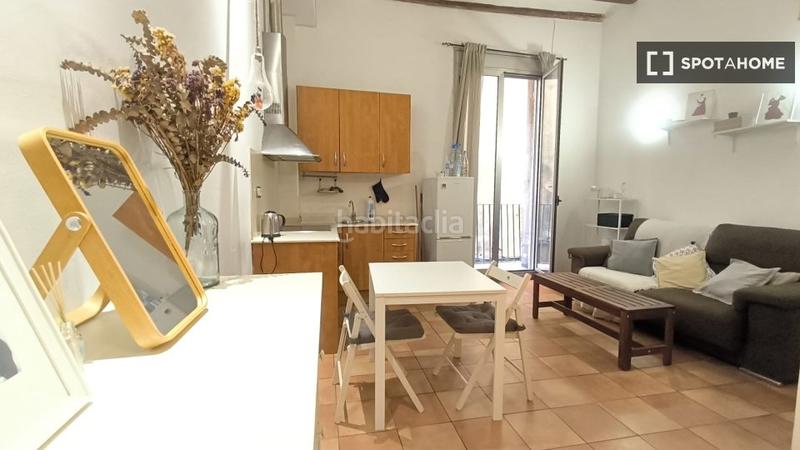 Foto 8b6f4ab7-dc83-4623-843e-94c30a75bf35. Miete etagenwohnung mit heizung in Gòtic Barcelona
