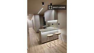 Lloguer Pis a Centre. Piso de 2 habitaciones en alquiler en santa coloma, barcelona
