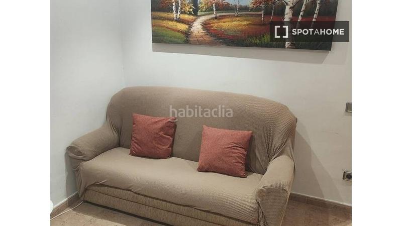 Foto f367bfe6-a0e9-4369-baf7-5f8830304381. Lloguer pis amb calefacció a La Torrassa Hospitalet de Llobregat (L´)