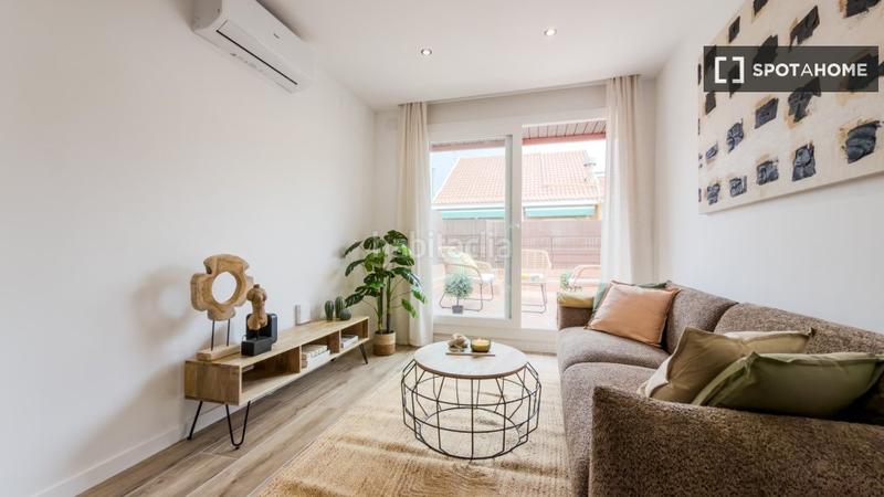 Foto 86648f04-5ac0-40fa-becc-2af6e6cb4c64. Affitto appartamento con riscaldamento in El Camp d´en Grassot i Gràcia Nova Barcelona