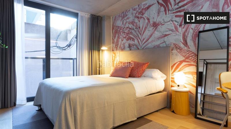 Foto 281da5a7-0f67-4690-9ac8-6c6e770b7494. Alquiler piso estudio amueblado en un coliving en Barcelona