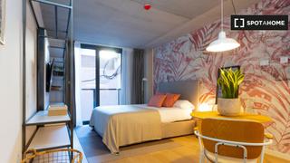 Miete Etagenwohnung in Fort Pienc. Estudio amueblado en un coliving en barcelona