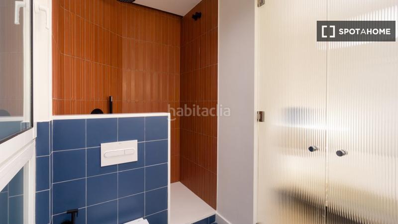 Foto 6940e0f3-421b-4964-a768-a5d4b75edc0d. Alquiler piso  en alquiler de 4 habitaciones en la dreta de leixample en Barcelona