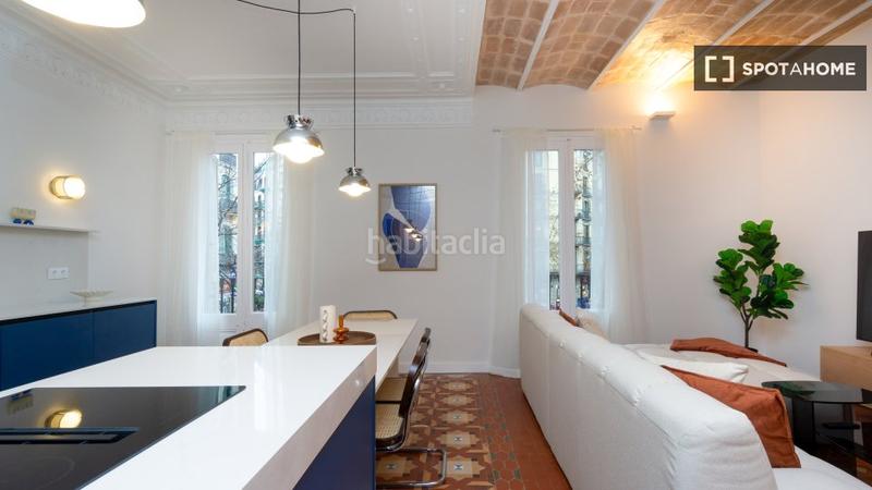 Foto a2bcaed7-2e01-4e28-b6ce-26002ecac466. Alquiler piso  en alquiler de 4 habitaciones en la dreta de leixample en Barcelona