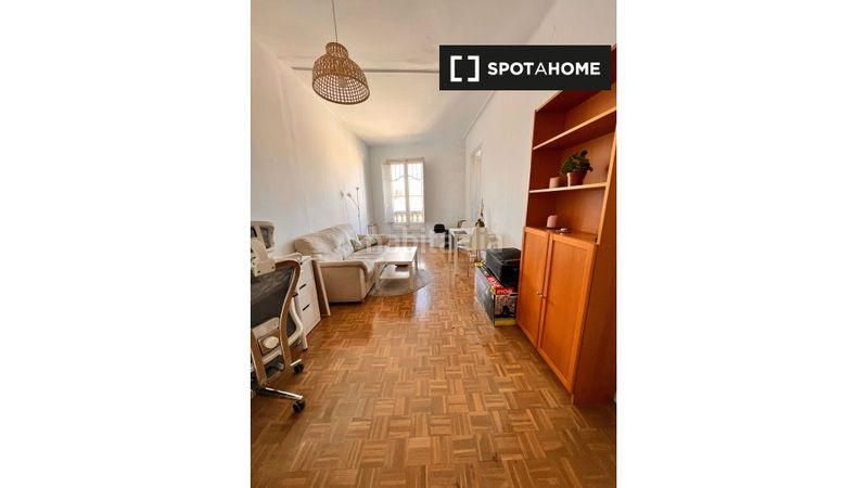 Foto 2e7ae0e4-7f86-4b9a-b32d-4ab66ab42c2b. Alquiler piso apartamento de 2 habitaciones en alquiler en la sagrada familia en Barcelona