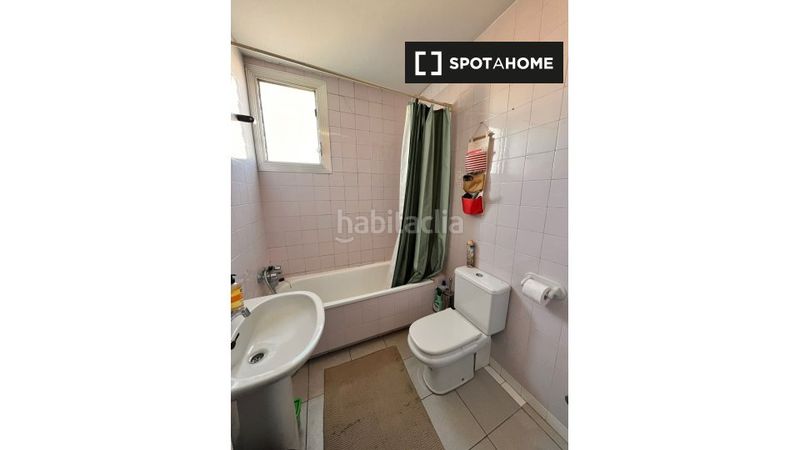 Foto ea86b6af-b024-425c-bb1e-b66b1396f4c1. Alquiler piso apartamento de 2 habitaciones en alquiler en la sagrada familia en Barcelona