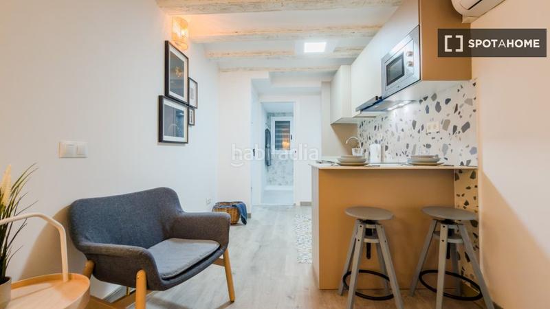 Foto af21c19f-ce01-46c2-9b5c-7db493c807d7. Alquiler piso estudio en alquiler, el Raval, en Raval Barcelona