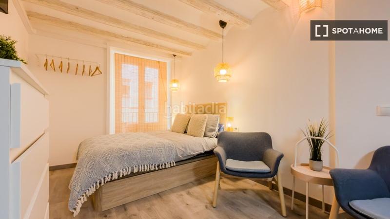 Foto 08ef6d2f-a49e-4f00-8974-09f8210056a2. Location appartement avec chauffage dans Raval Barcelona