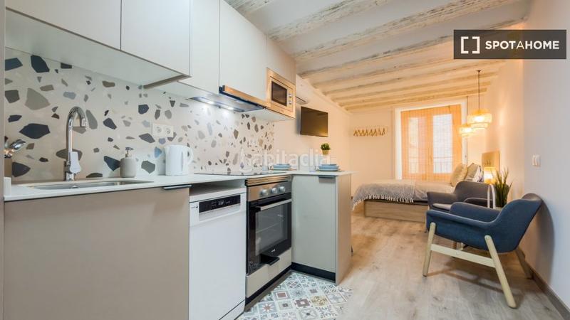 Foto 68566686-8e53-4fc0-8fbf-c7f5f312c023. Rent flat with heating in Raval Barcelona