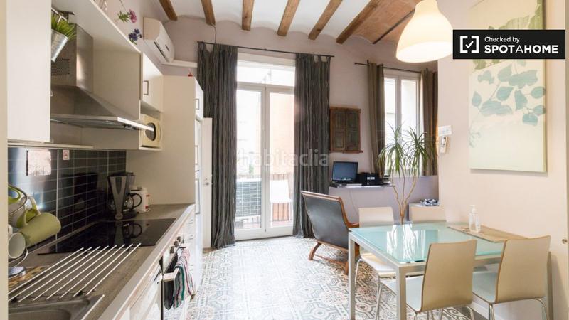 Foto 0c24937f-b916-42e6-8821-b5a49eed5c9c. Affitto appartamento con riscaldamento in Raval Barcelona