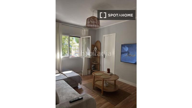 Foto e69e6a7b-78ed-49e0-90aa-b350f88d4f68. Rent flat with heating in Carmel Barcelona