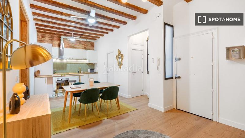 Foto d7d2ad8f-9682-47cd-9f53-6311f46dfc48. Affitto appartamento con riscaldamento in Raval Barcelona