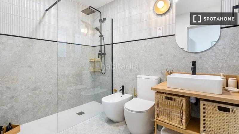 Foto fd28e4a4-1fe3-4b97-9e55-28699d2fadf8. Affitto appartamento con riscaldamento in Raval Barcelona