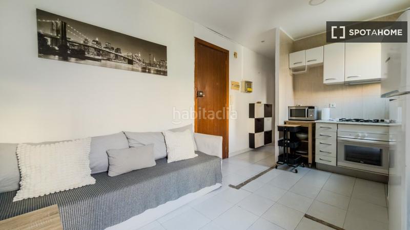 Foto 5e14c9de-98ee-40b4-80a9-10ae4520158b. Rent flat with heating in El Poble Sec - Parc de Montjuïc Barcelona