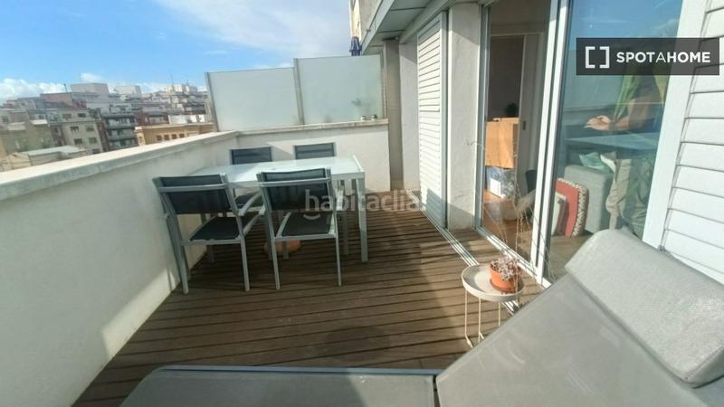 Foto cfe694f0-9b08-415b-a288-cc9cfe3cf548. Miete etagenwohnung mit heizung in El Camp de l´Arpa del Clot Barcelona