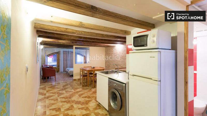 Foto 26a5489a-0a83-4663-a002-4ea699c3697f. Rent flat with heating in Gòtic Barcelona