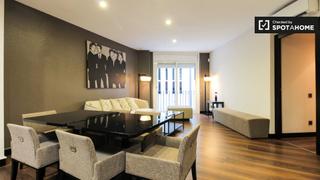 Location Appartement à Gòtic. Apartamento de 4 dormitorios en alquiler en ciutat vella, barcel