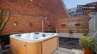 Rent Flat in La Teixonera. Fantástico apartamento de 3 dormitorios en alquiler en la teixon