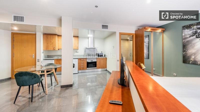 Foto b53e8c49-289a-4e9e-ab61-98b0d62f47de. Affitto appartamento con riscaldamento in Raval Barcelona