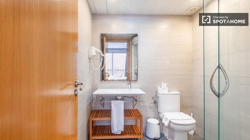 Foto 6715f6ca-c12c-478b-aa6f-69b5f4cb907c. Rent flat with heating in Raval Barcelona