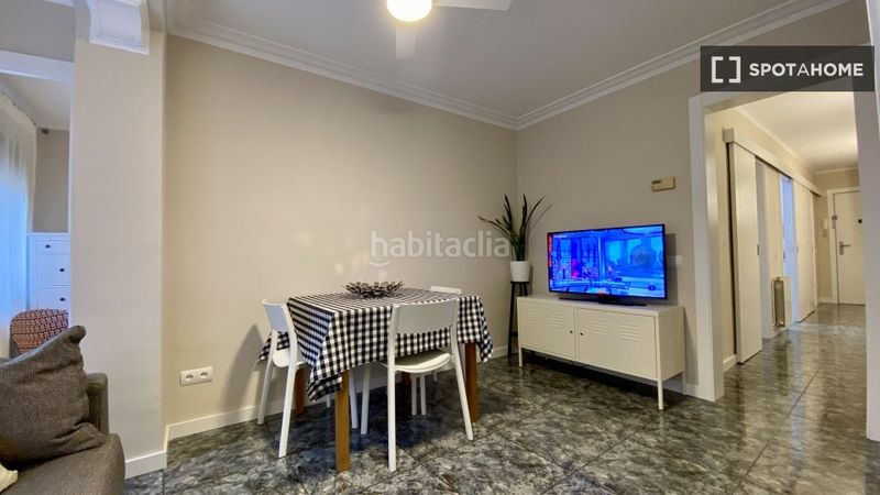 Foto 1f168d51-1a98-4800-b3d1-26ed03c69ad0. Miete etagenwohnung mit heizung in La Torrassa Hospitalet de Llobregat (L´)