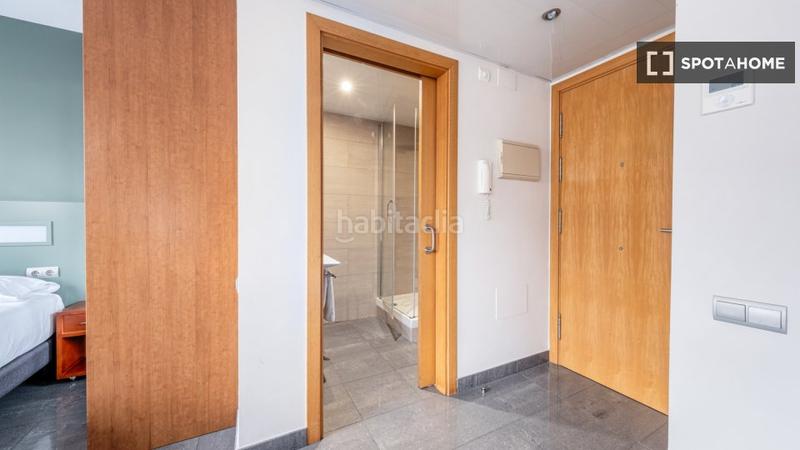 Foto 3610cfc4-1339-4372-b138-66a571307944. Miete etagenwohnung mit heizung in Raval Barcelona