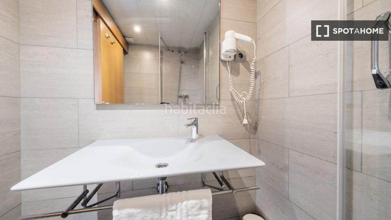 Foto 98eb23cb-32cb-4438-832a-38f842103364. Miete etagenwohnung mit heizung in Raval Barcelona