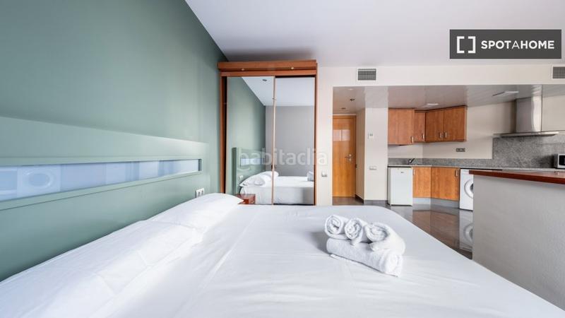 Foto 71163f86-caa6-42b9-8a20-5ef99bc47419. Rent flat with heating in Raval Barcelona