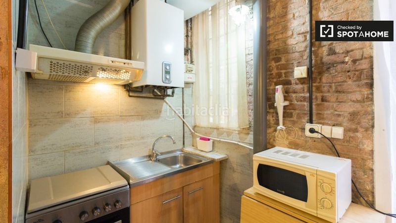 Foto 0a06b93f-9c1f-4de1-a30f-9b3310afc36a. Rent flat with heating in Barceloneta Barcelona