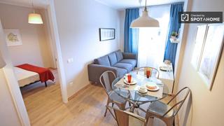 Miete Etagenwohnung in Porta. Apartamento de 3 dormitorios en alquiler en horta guinardó, barc