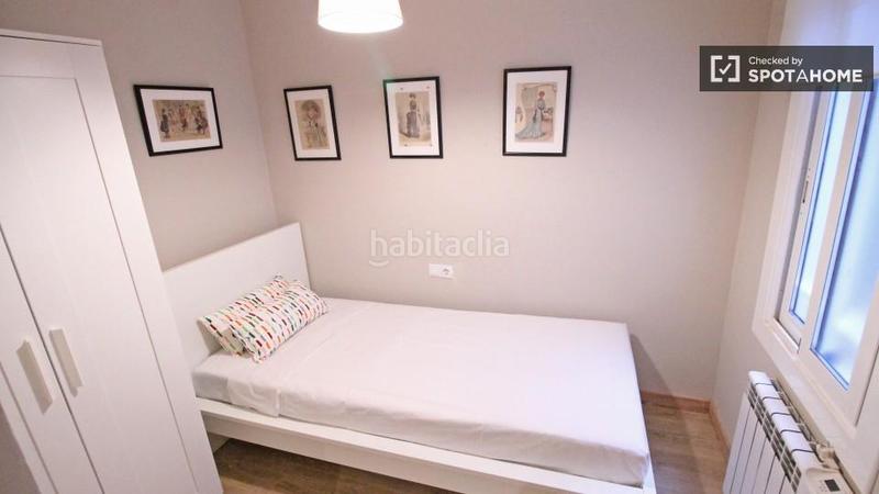 Foto d8aec98a-1a9b-40a5-bc5d-8a353cad1313. Rent flat with heating in Porta Barcelona