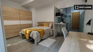 Location Appartement à Pont Vell. Estudio en alquiler en cerdanyola del vallès