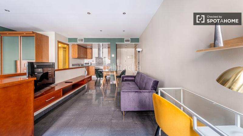 Foto 1046eec8-5552-4da9-88dc-a82d85e062f2. Lloguer pis amb calefacció a Raval Barcelona