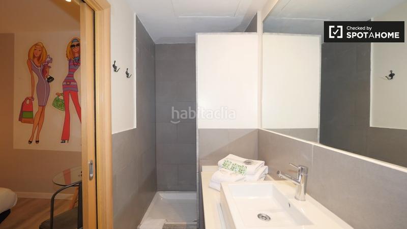 Foto ccce1056-f6e7-4d36-8740-4768a17e2feb. Alquiler piso estupendo estudio en alquiler en barri gotic, . en Barcelona