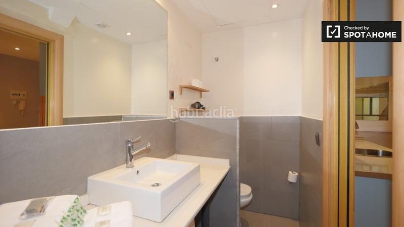 Foto 4f984990-0179-41e0-a280-1233aa954a30. Miete etagenwohnung mit heizung in Gòtic Barcelona