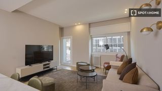 Miete Etagenwohnung in L´Antiga Esquerra de l´Eixample. Apartamento entero de 3 habitaciones en barcelona.